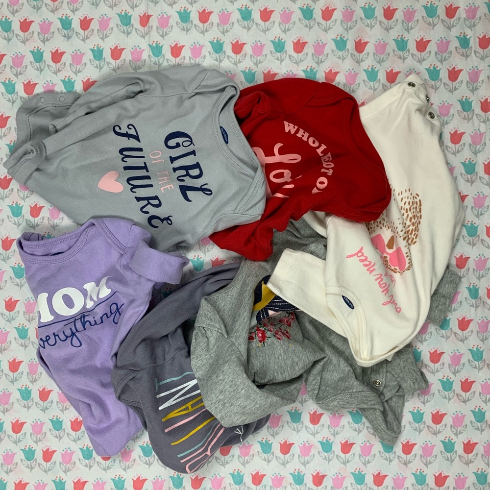BUNDLE Long sleeve onesies 6-12